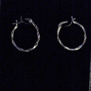 silver twist hoop earrings